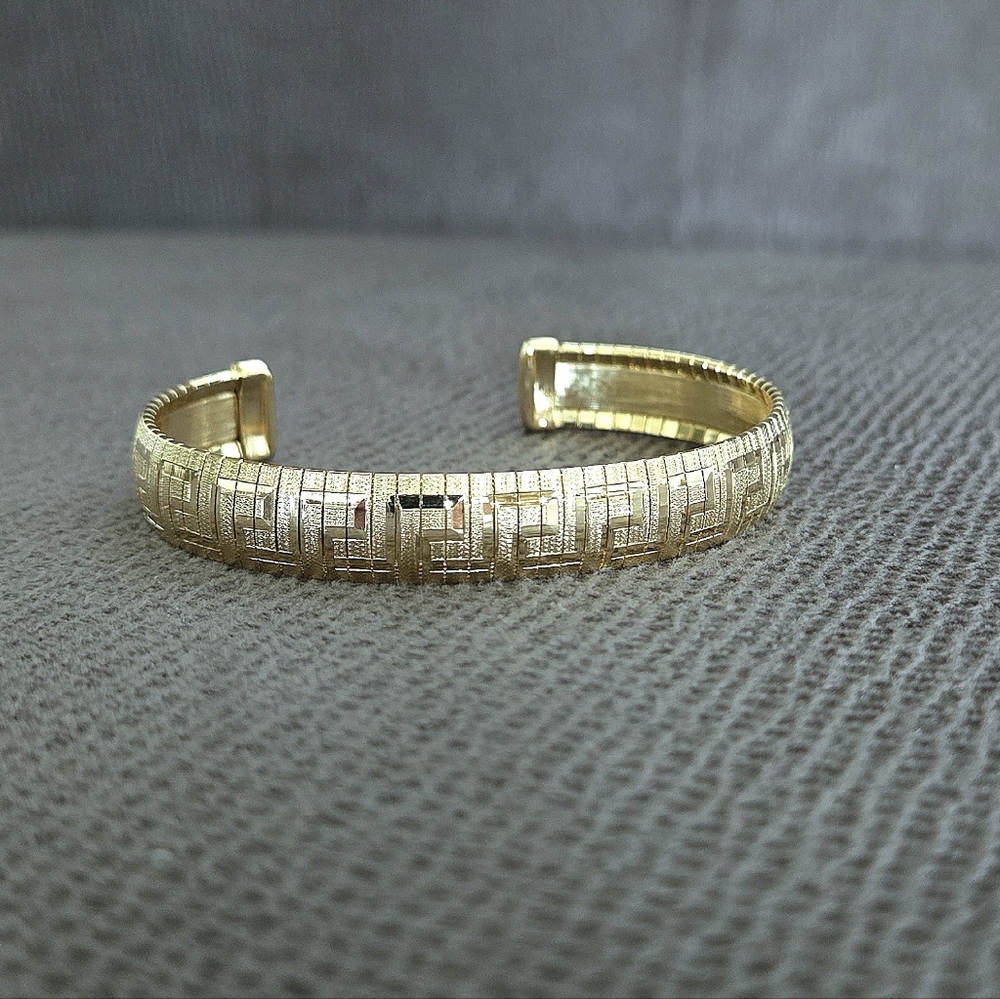 Mia Fiore Gold💛 Greek🇬🇷 Key🔑 Cuff Bracelet - NWT